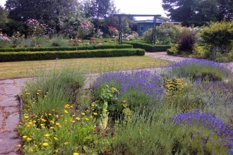 Poulton Hall garden